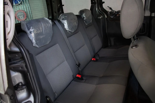 Imagen 13 de 14 de Peugeot Partner Patagónica 1.6 Hdi 92