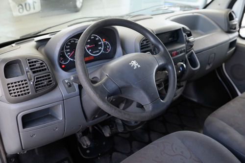 Peugeot Boxer 2.3 330m Confort Hdi Larga
