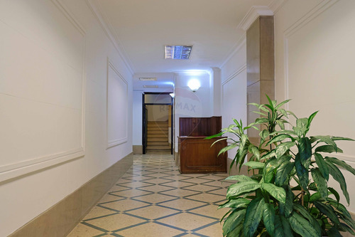 Venta Edificio Ciudad Vieja Con Gran Potencial