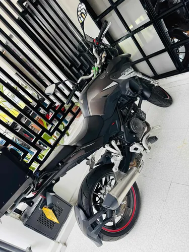 Benelli Trk 251 Casi Nueva