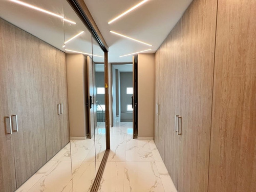 Imagen 22 de 27 de Vendemos Casa Tipo Town House En Crespo Cartagena