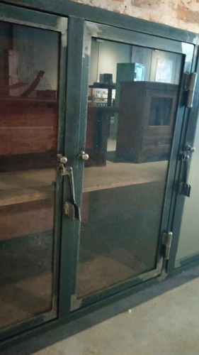 Imagen 7 de 10 de Mueble De Chapa Estilo Industrial Aparador Vajillero