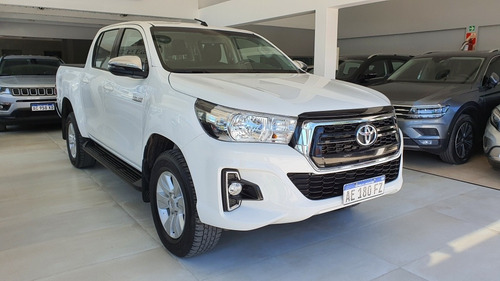 Toyota Hilux 2.8 Cd Srv 177cv 4x2 At 2020