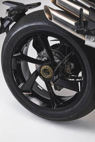 Imagen 9 de 25 de Mv Agusta Brutale 1000 Rs 2022, No Ducati, No Bmw, No Ktm.