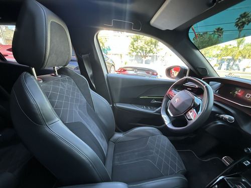 Peugeot 2008 GT 5P 1.2 PURETECH 130HP AUT 6VEL FL
