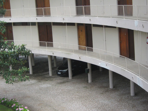 Imagen 3 de 14 de Venta De Apartamento En Complejo Arcobaleno/ Punta Del Este.