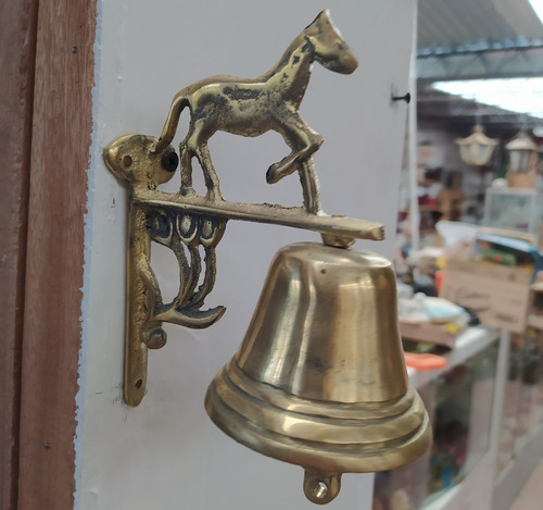 Campana De Bronce Con Soporte Caballo Ref 205