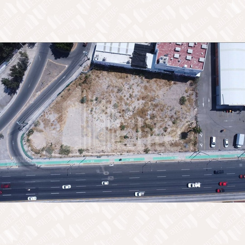 Terreno Comercial En Renta Sobre Paseo 5 De Febrero Queretaro