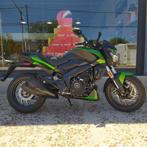 Imagen 1 de 13 de Bajaj Dominar 400