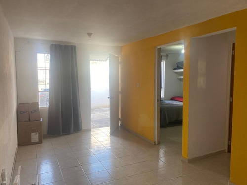 Casa En Venta En Fraccionamiento Arboledas