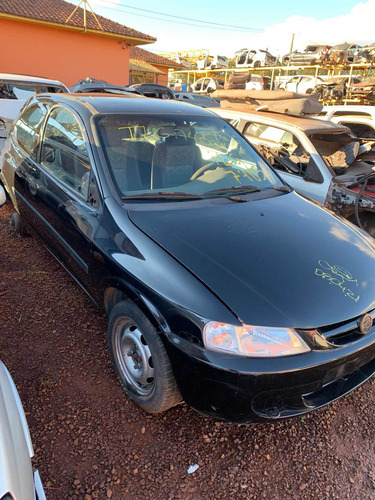 Imagem 6 de 8 de Sucata Para Venda De Peças Chevrolet Celta 2000 2001 A 2006