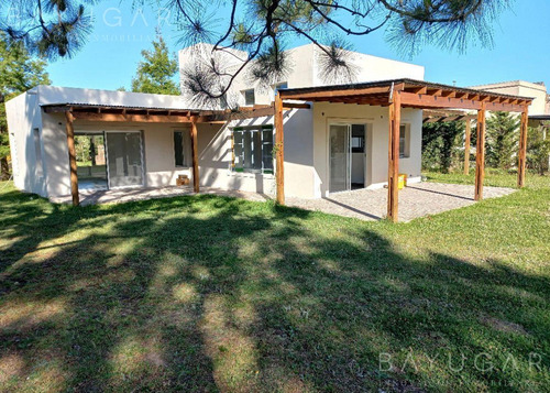 Venta- Casa En Barrio Marinas Del Pilar (acepta Propiedad Caba Parte De Pago)- Pilar