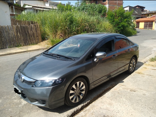 Imagem 1 de 4 de Honda Civic 2010 1.8 Lxl Flex 4p