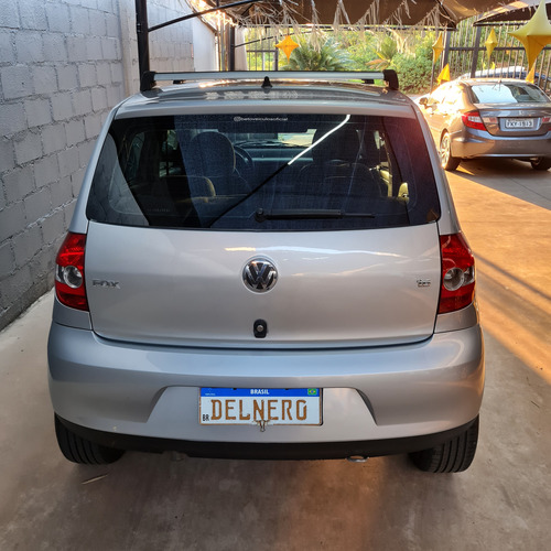 Volkswagen Fox 1.6 Vht Plus Total Flex 5p