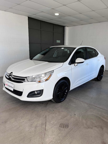 Imagen 4 de 23 de Citroën C4 Lounge 2015 2.0 Origine Am16 Autoargentina