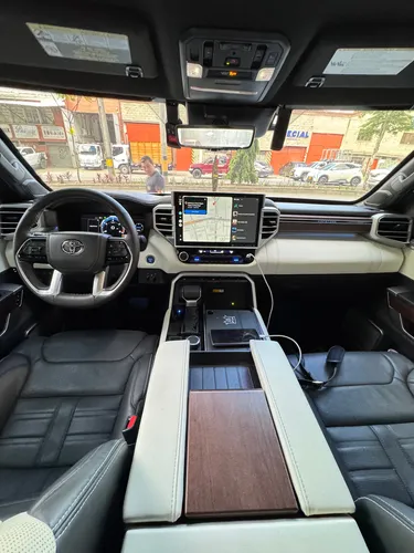 Toyota Sequoia 3.5 V6 Capstone