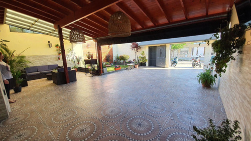 Casa 3 Amb. Reciclada A Nueva
