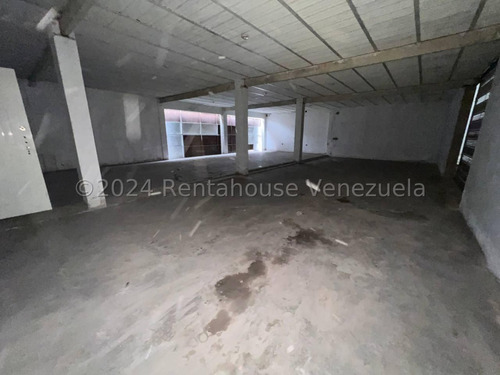 24-28876 ¡amplio Galpón En Alquiler En El Sector La Providencia! Mord
