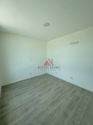 Casa En Venta En Santo Tomas, Pilar, G.b.a. Zona Norte