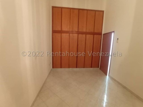 Imagen 27 de 29 de Gustavo Zavala Rentahouse 22-22935