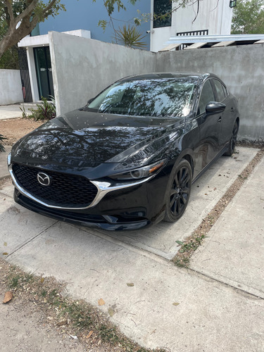 Mazda Mazda 3 2.5 carbón edition sedan 4 puertas