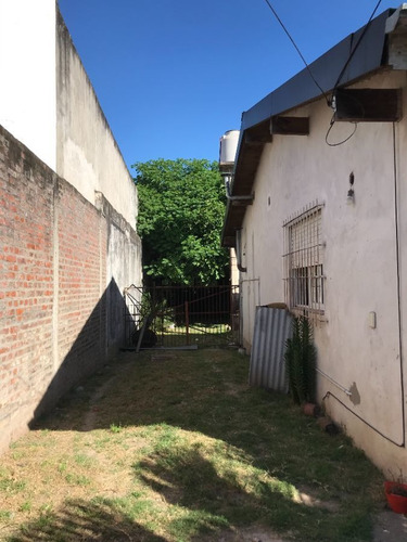 Imagen 2 de 13 de Casa En Venta De 3 Ambientes En Muñiz