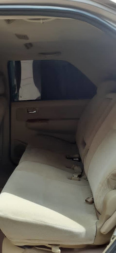 Toyota Fortuner .
