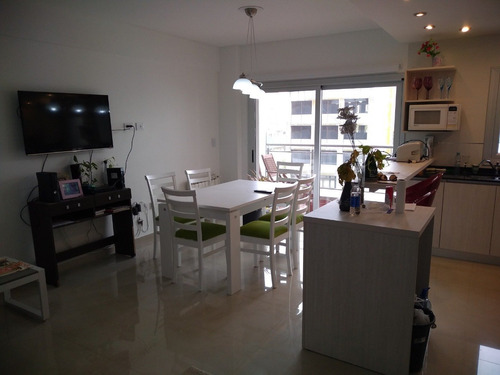 Imagen 4 de 15 de Venta Departamento De 2 Ambientes - Cfte Abierto - Catamarca 2000