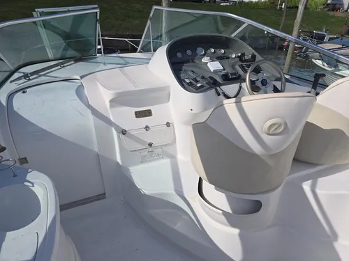 Crucero Zorion 31 Pies Motor Mercrusier 350hp Aire Acc.