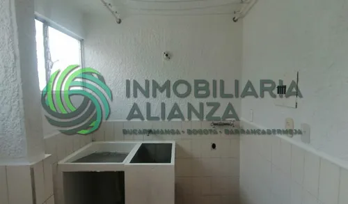 Apartamento En Arriendo En Provenza. Cod A403