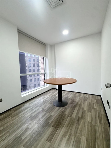 Arriendo Moderna Oficina, Nueva Las Condes