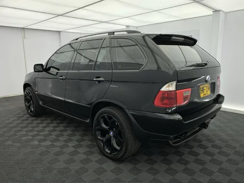 BMW X5 4.4i