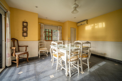Venta Casa En Bella Vista En Barrio Cerrado