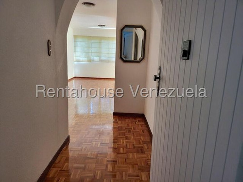 Bello Apartamento En Alquiler En La Alameda