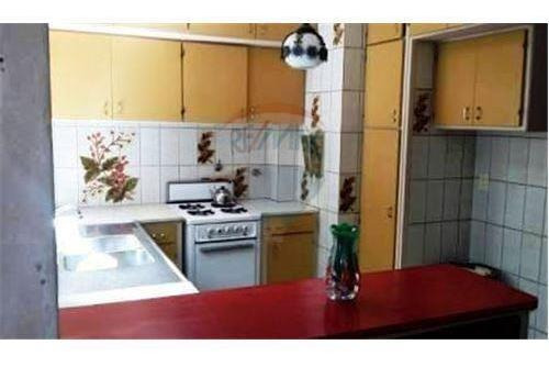 Imagen 14 de 30 de Casa Venta Barracas En Block Garaje Jardín Terraza
