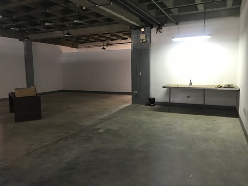Imagen 4 de 7 de Planta Industrial En Alquiler Guaicay 150 M2