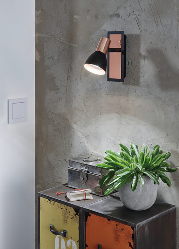 Foco Sobrepuesto Barnham Acero Cobre Negro Lampara De Pared