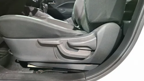 Nissan Versa 1.6 Sense Cvt