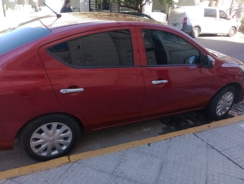 Nissan Versa 1.6 Sense