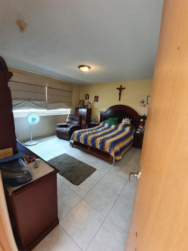 En Venta Casa En Centro Sur, Claustros Del Sur, Gran Ubicación, Oportunidad !