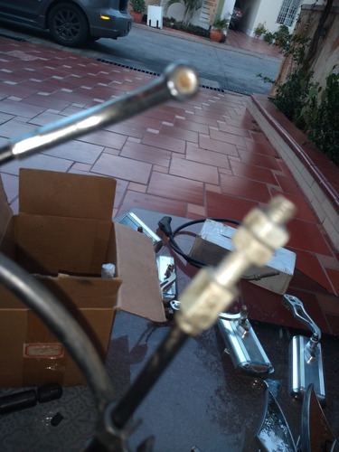 Imagen 6 de 9 de 1. Esruche De Juaya De Velocida Moto Vera Usada