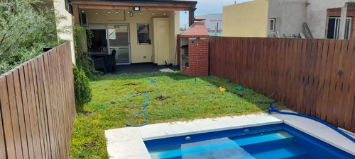 Imagen 6 de 11 de Venta- Duplex En Los Robles Etapa 4