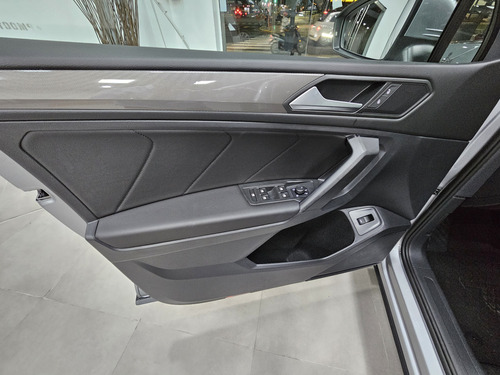 Volkswagen Tiguan Allspace 2.0 Tsi Life 4Motion Dsg