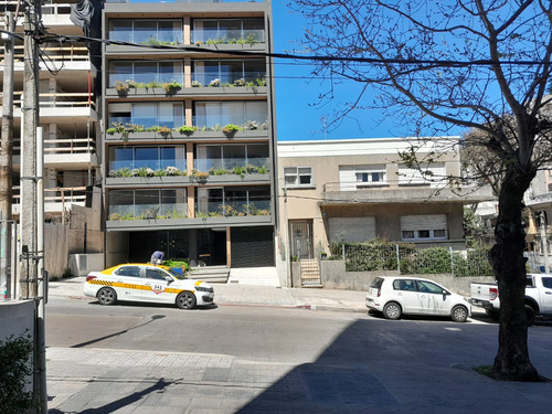 Venta Local Comercial Luz De Marzo Pocitos