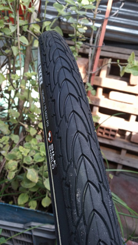 Llanta Maxxis Overdrive Excel 700*40c. Silkshield/60tpi