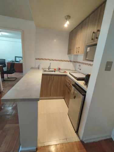 Arriendo Oficina 2p/1b - Santiago