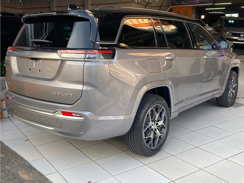 Jeep Commander 2.2 TURBO DIESEL OVERLAND AT9