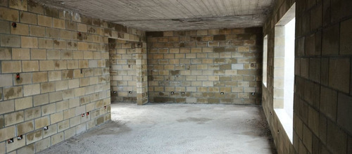 Casa A Terminar Ubicacion Excelente