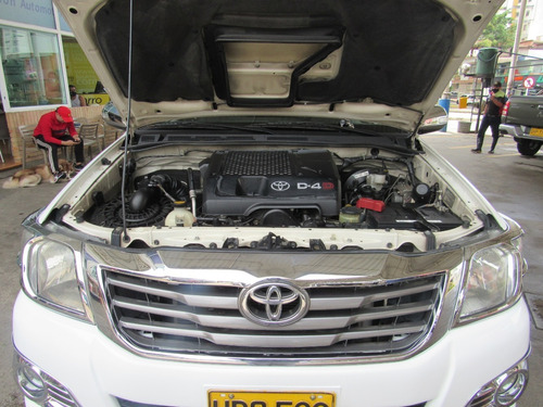 Toyota Hilux 3.0 Srv