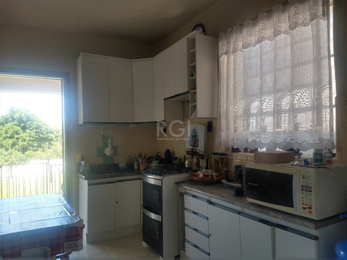 Casa Em Camaquã Com 3 Dormitórios - Lu431874